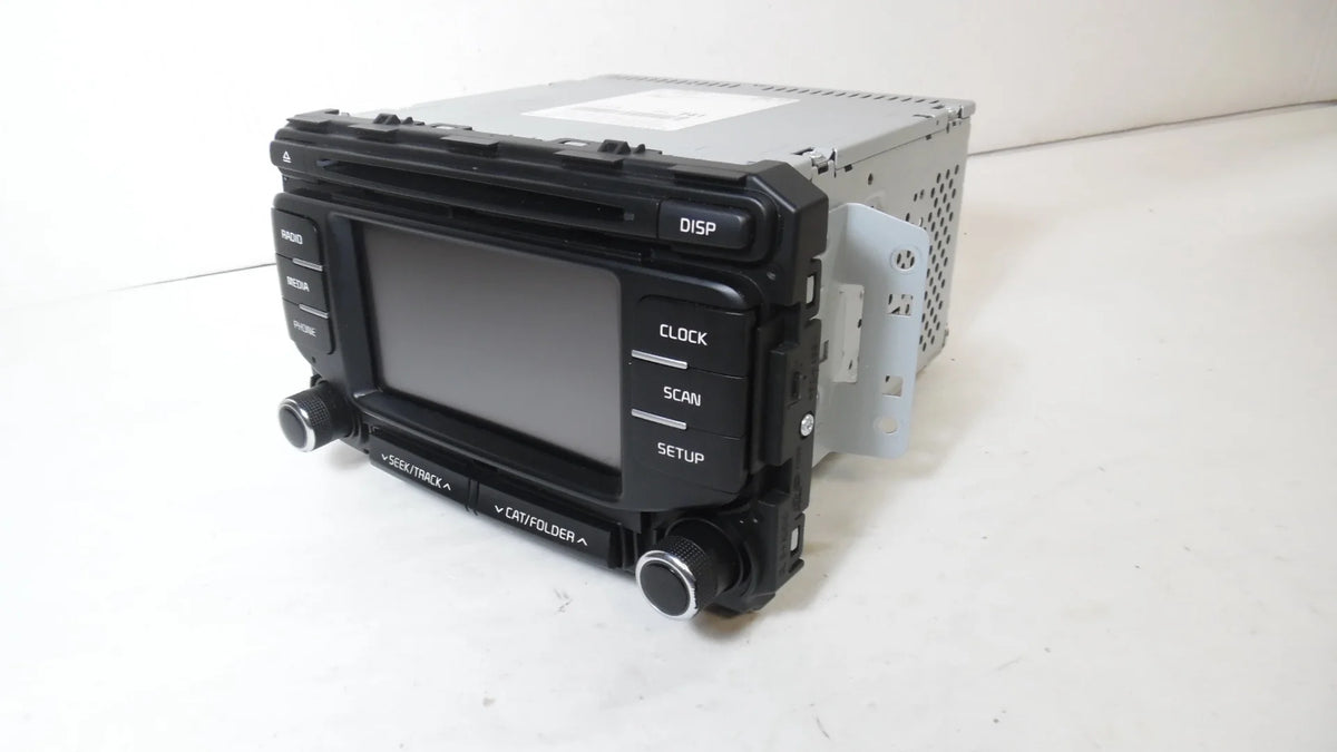 Pre-Owned Kia Sportage CD Player Radio Receiver with 5.0 Display C500