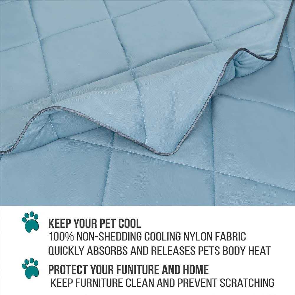 Lightweight Cooling Dog Blanket O27892