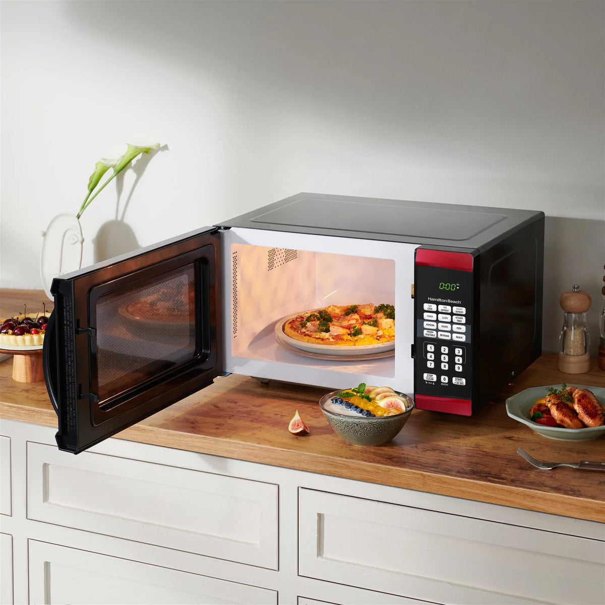 0.9 Cu. ft. 900W Red Microwave Oven N313286