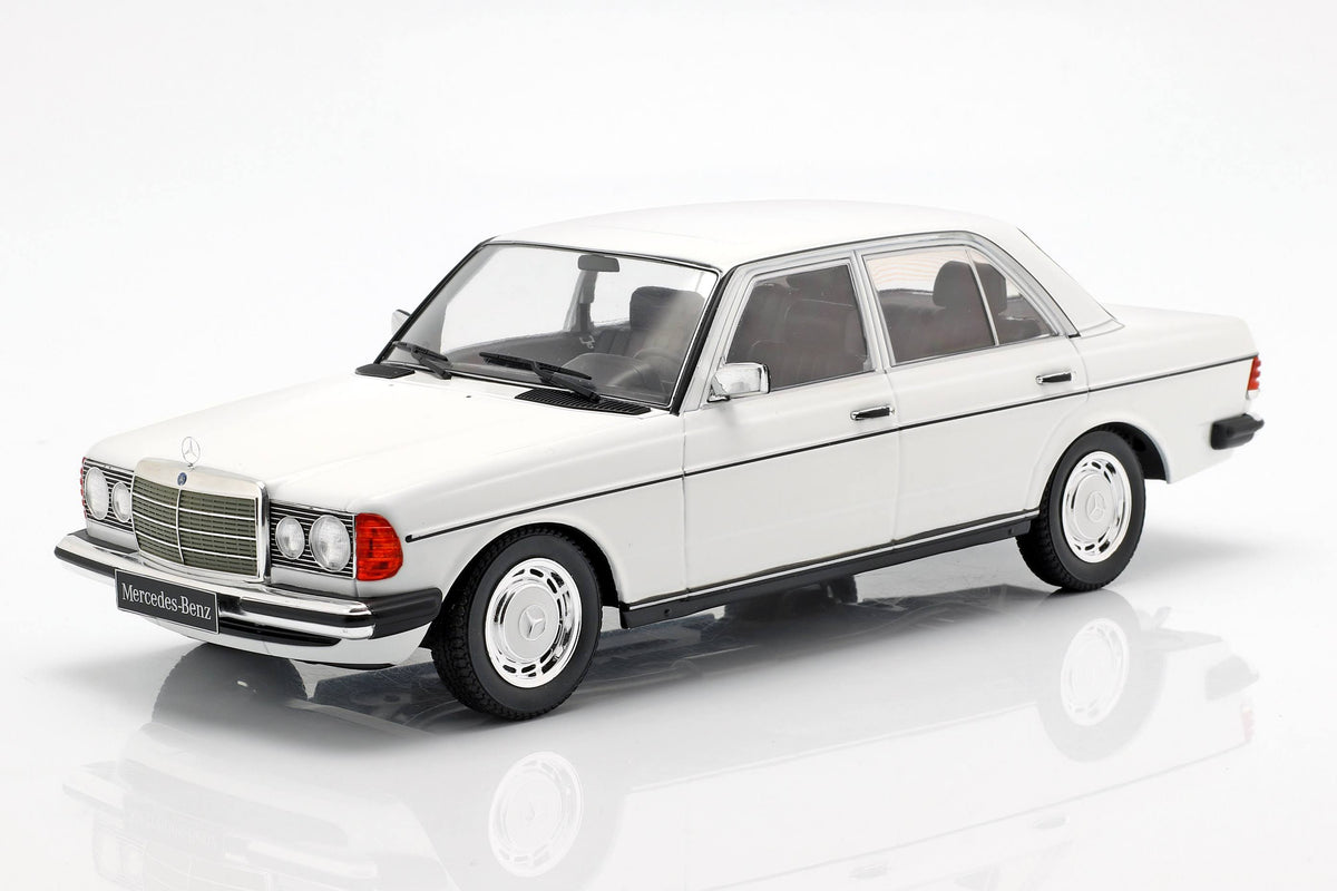 White 1:18 Mercedes-Benz 230E L465
